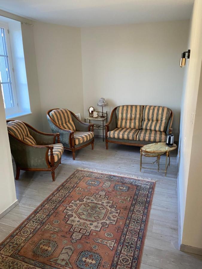 Les Chambres De L'Aigronne Le Petit-Pressigny 外观 照片